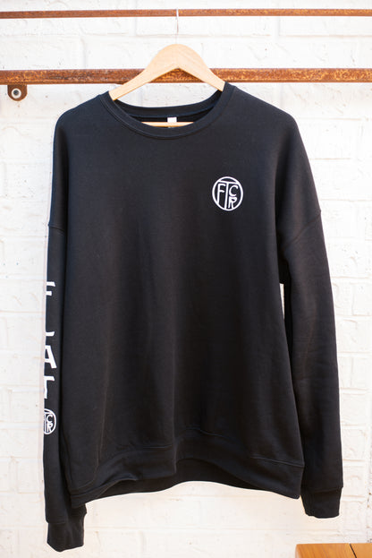 CIRCLE LOGO CREW SWEATSHIRT