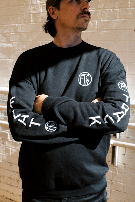 CIRCLE LOGO CREW SWEATSHIRT