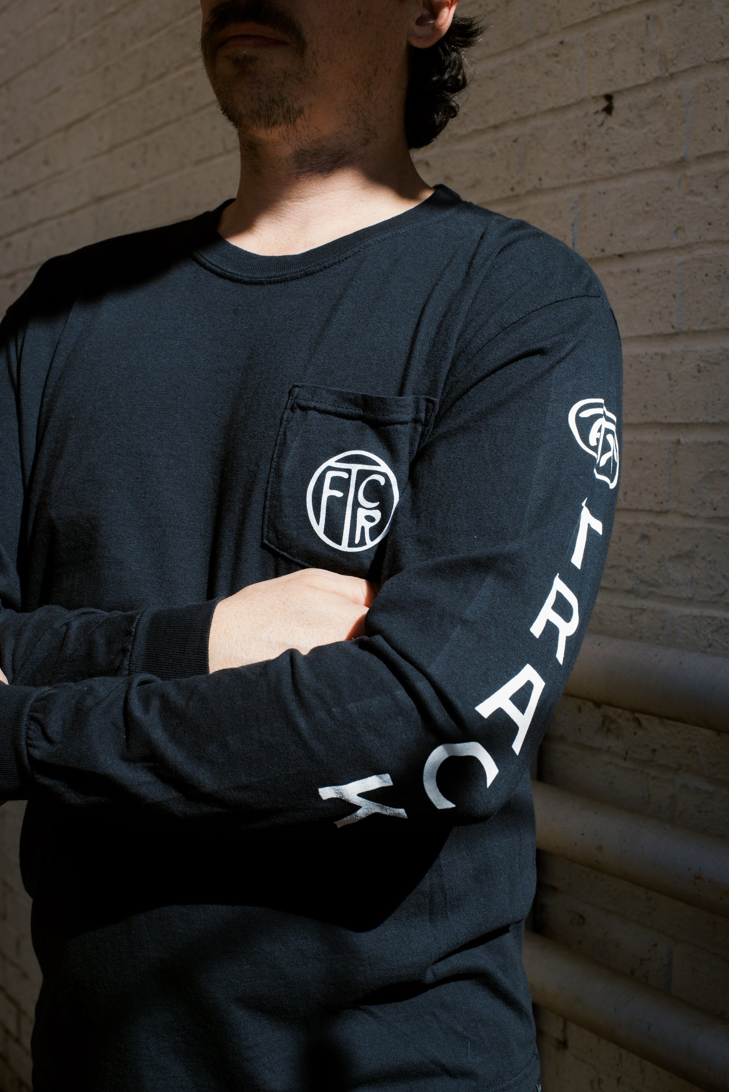 CIRCLE POCKET LONG SLEEVE